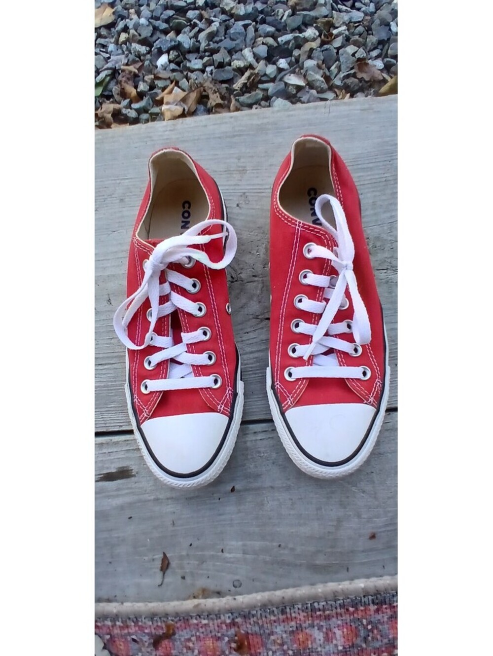 Converse Unisex Chuck Taylor Low Red Canvas Mens Size 5.5 Women Size 7.5.